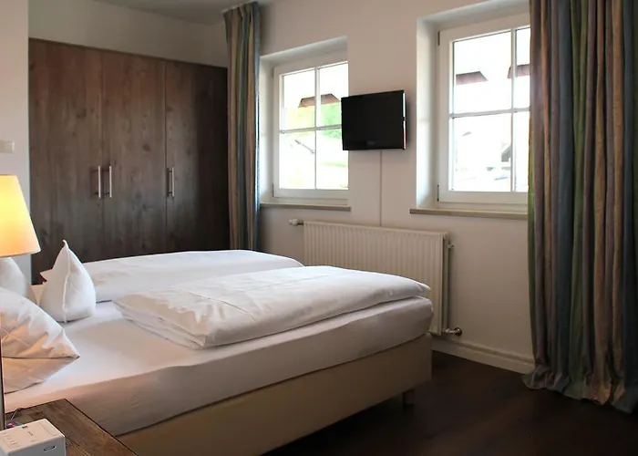 Hotel Zur Sonne 3*