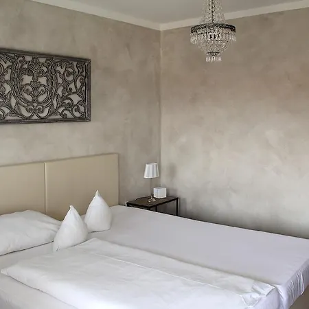 Hotel Zur Sonne 3*